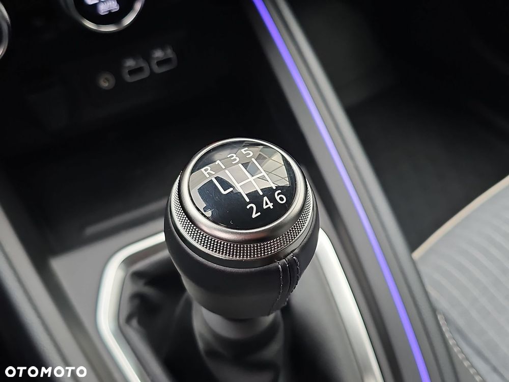 Renault Clio 1.0 TCe Techno - 23