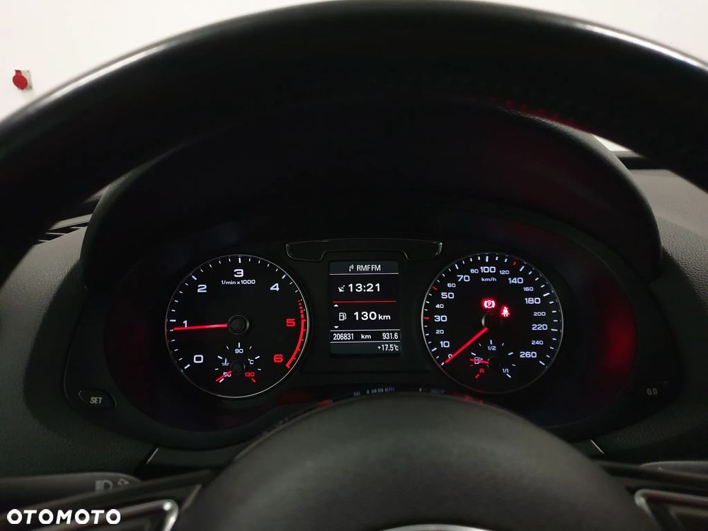 Audi Q3 2.0 TDI Sport - 8