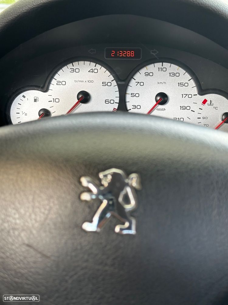 Peugeot 206 1.1 XT - 19