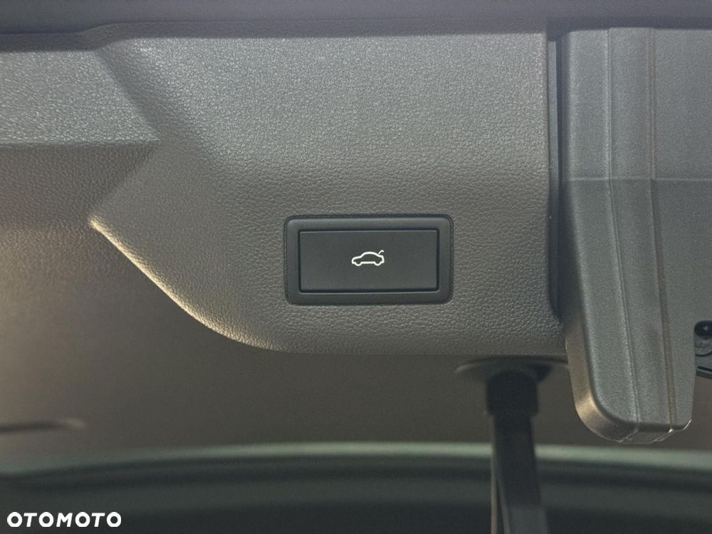Volkswagen Multivan 2.0 TSI L1 Life DSG - 39