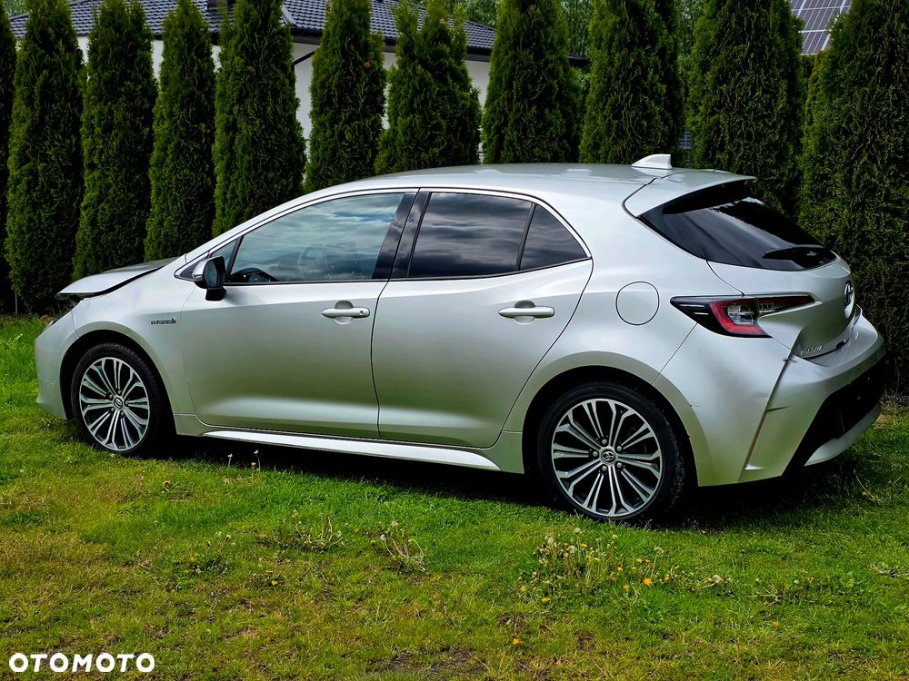 Toyota Corolla 1.8 Hybrid Comfort - 9