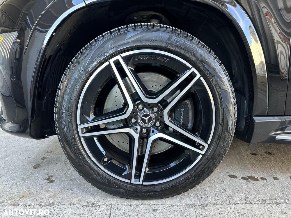 Mercedes-Benz GLS - 17