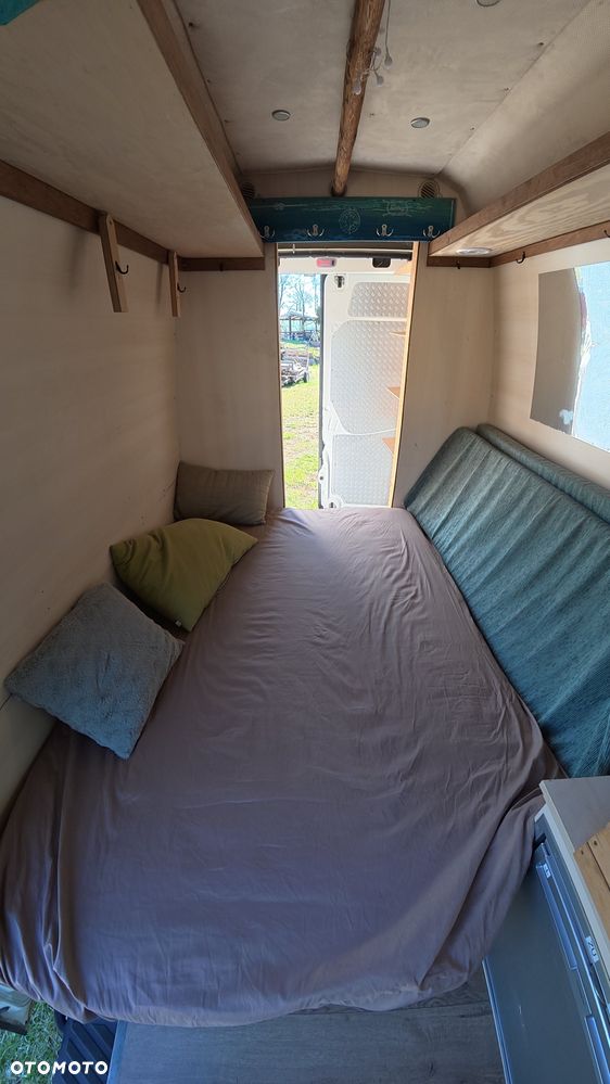 Mercedes-Benz Sprinter - 21