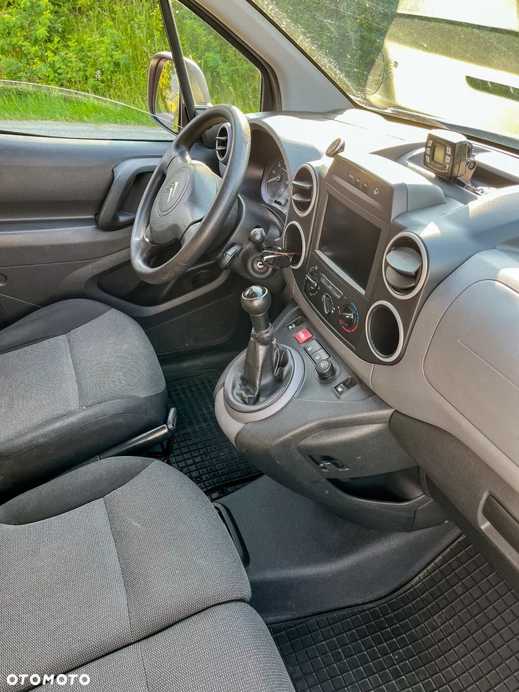Citroën BERLINGO - 11