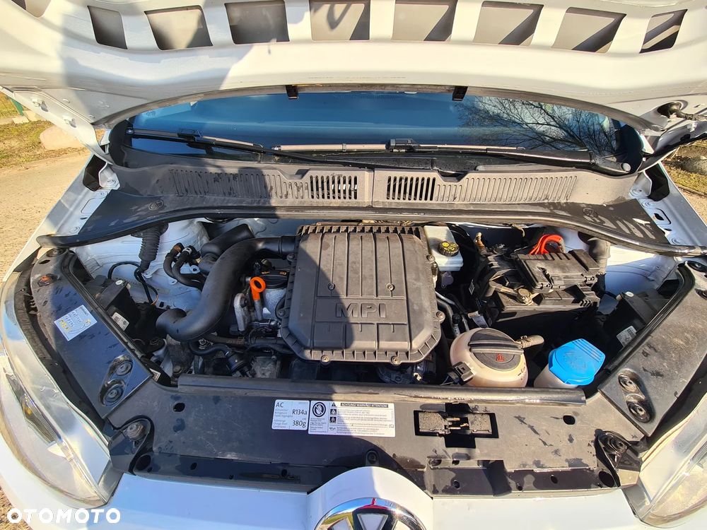 Volkswagen up! - 14
