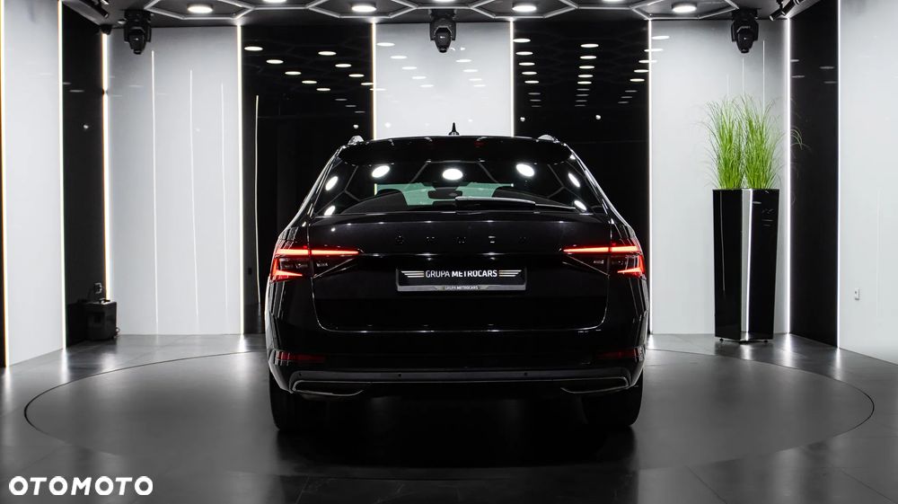 Skoda Superb 2.0 TDI SCR Sportline DSG - 7