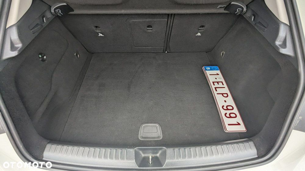 Mercedes-Benz GLA - 40