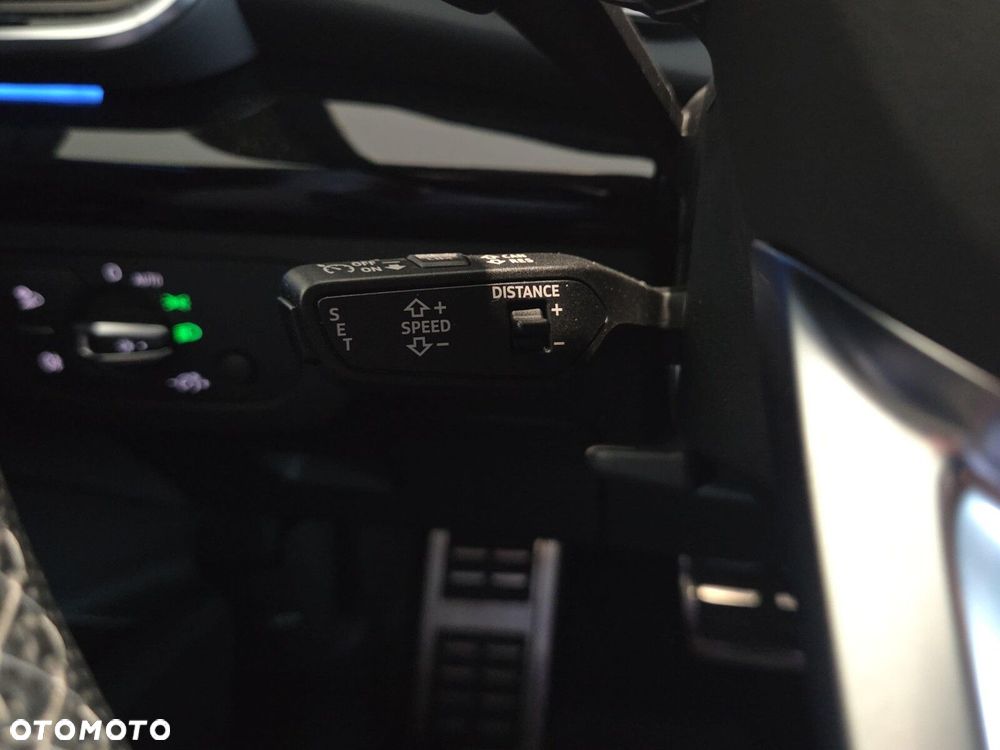 Audi Q5 Sportback - 16