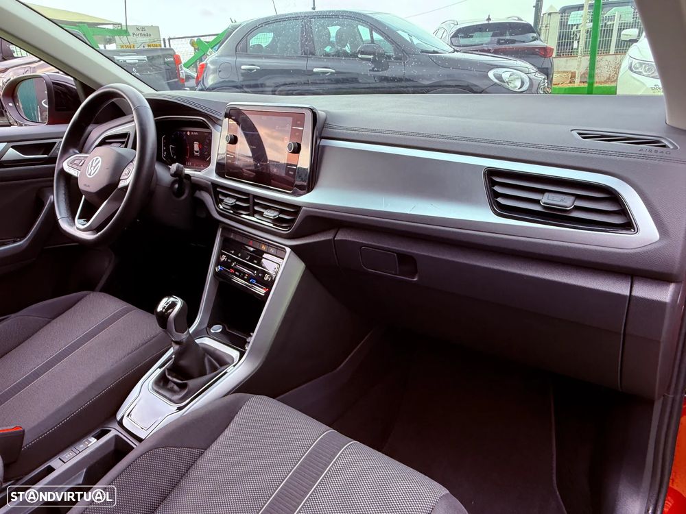 VW T-Roc 2.0 TDI Urban - 25