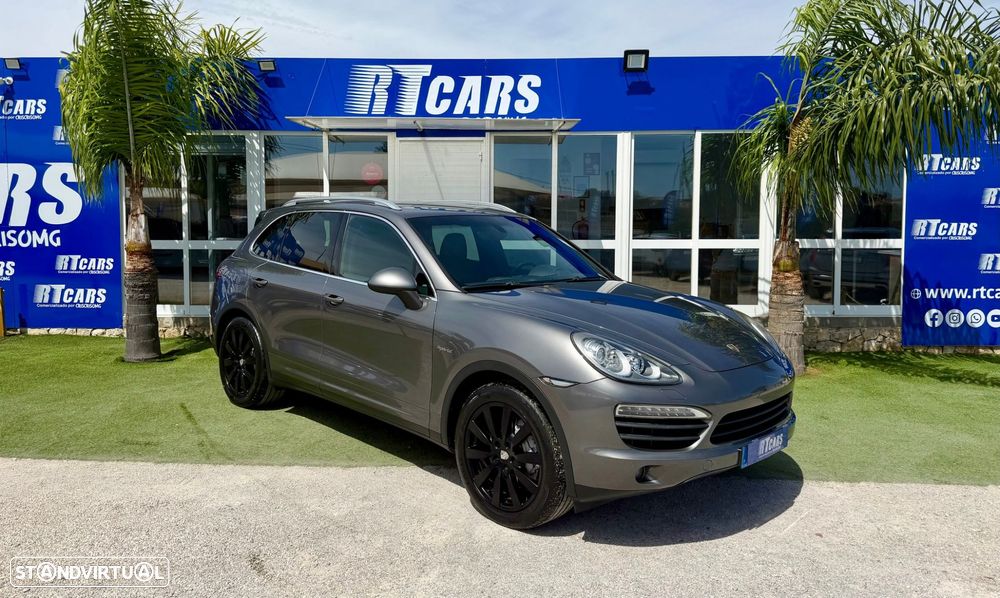 Porsche Cayenne S - 1