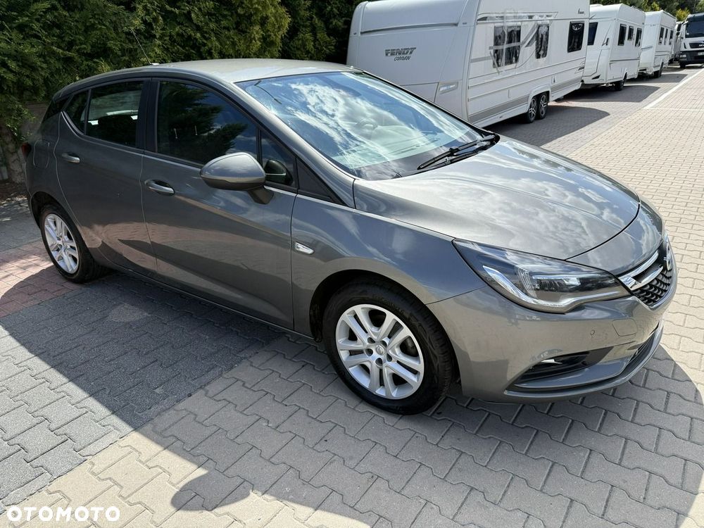 Opel Astra - 2
