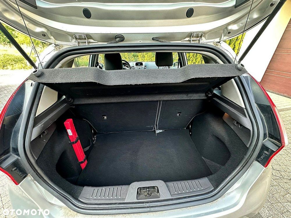 Ford Fiesta - 11