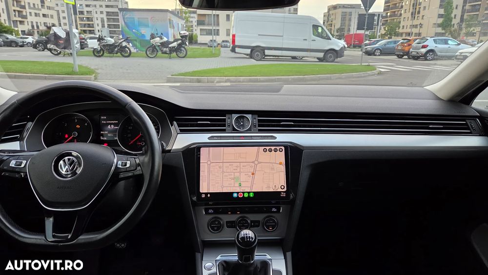 Volkswagen Passat Variant 2.0 TDI Comfortline - 8
