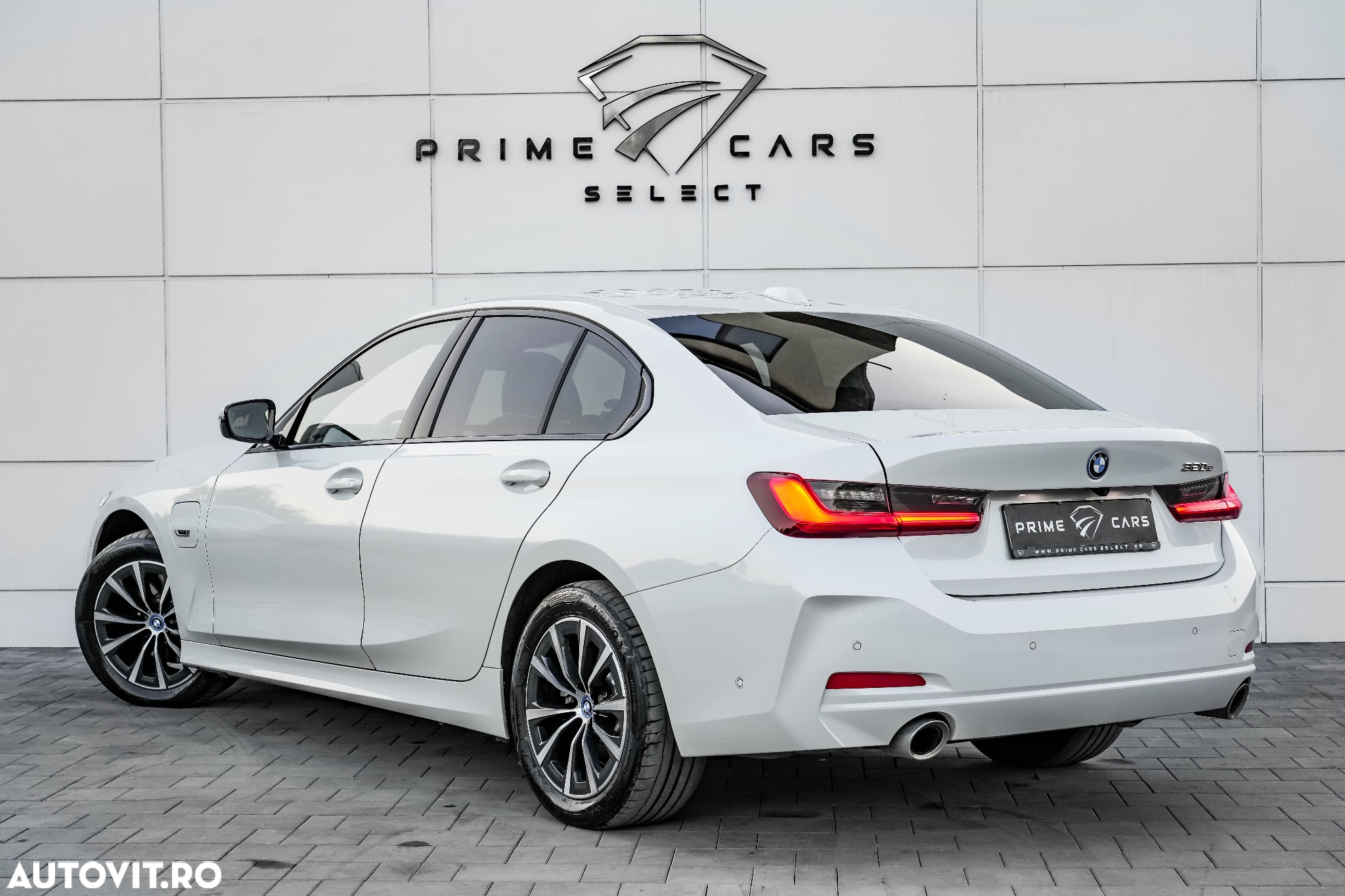 BMW Seria 3 320e Aut. Sport Line - 14