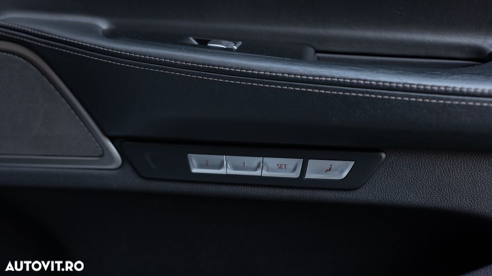 BMW Seria 7 730Ld xDrive - 12