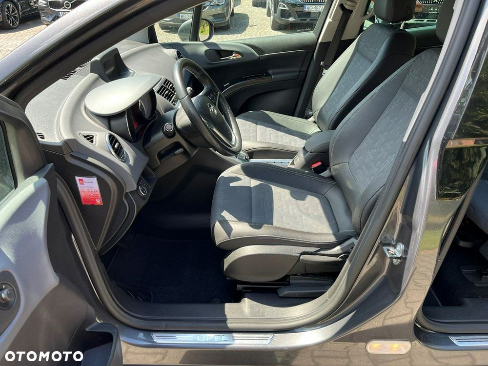 Opel Meriva - 10