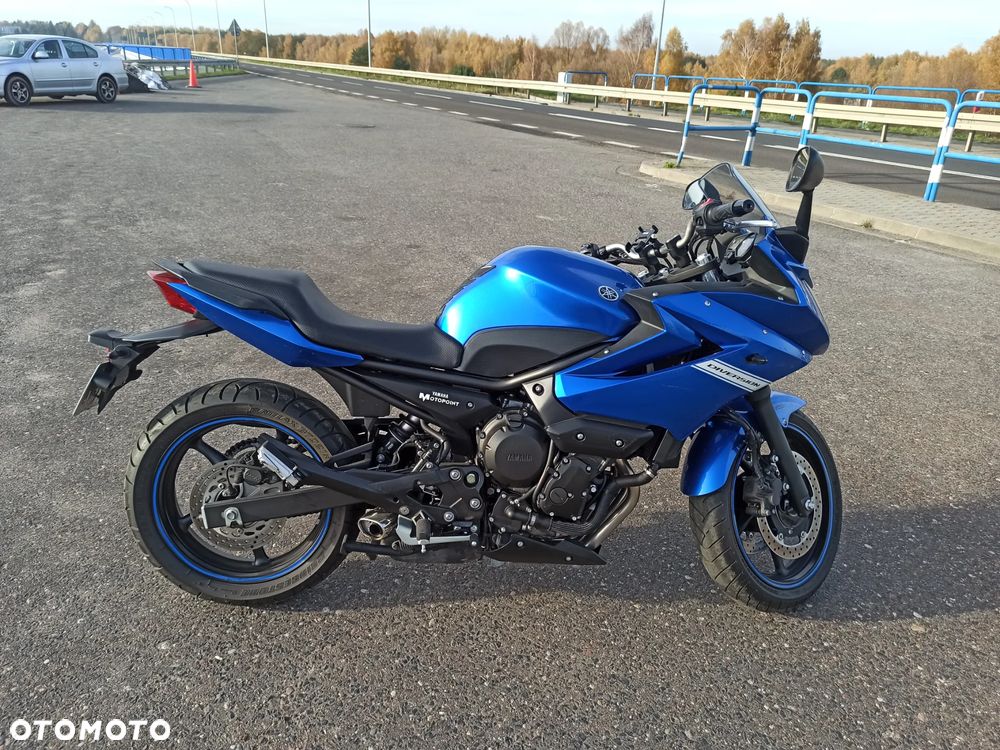 Yamaha XJ - 9