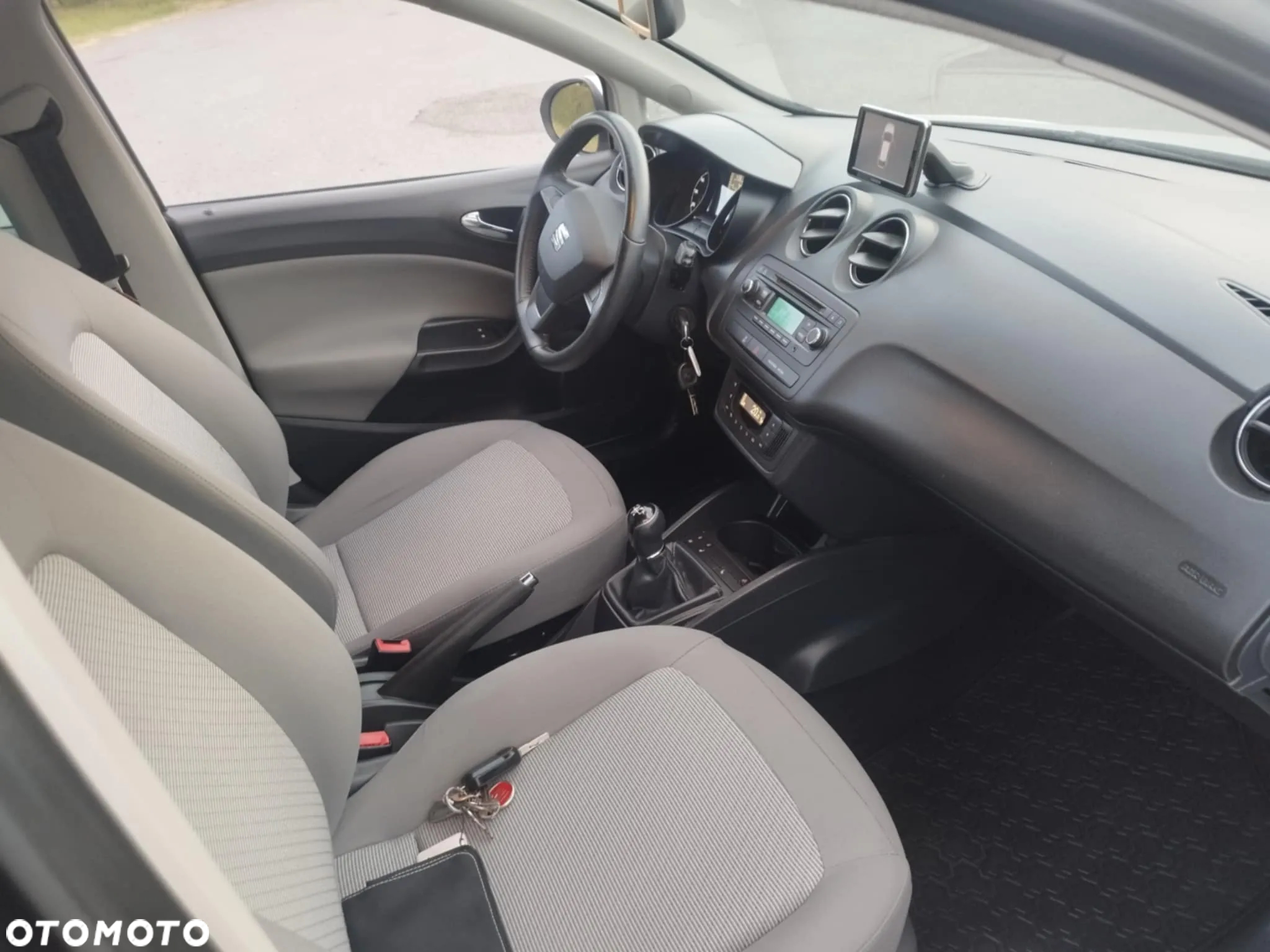 Seat Ibiza ST 1.4 16V Reference Salsa - 12