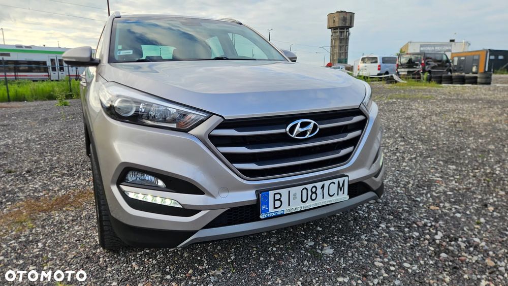 Hyundai Tucson 1.6 GDI BlueDrive Style 2WD - 9
