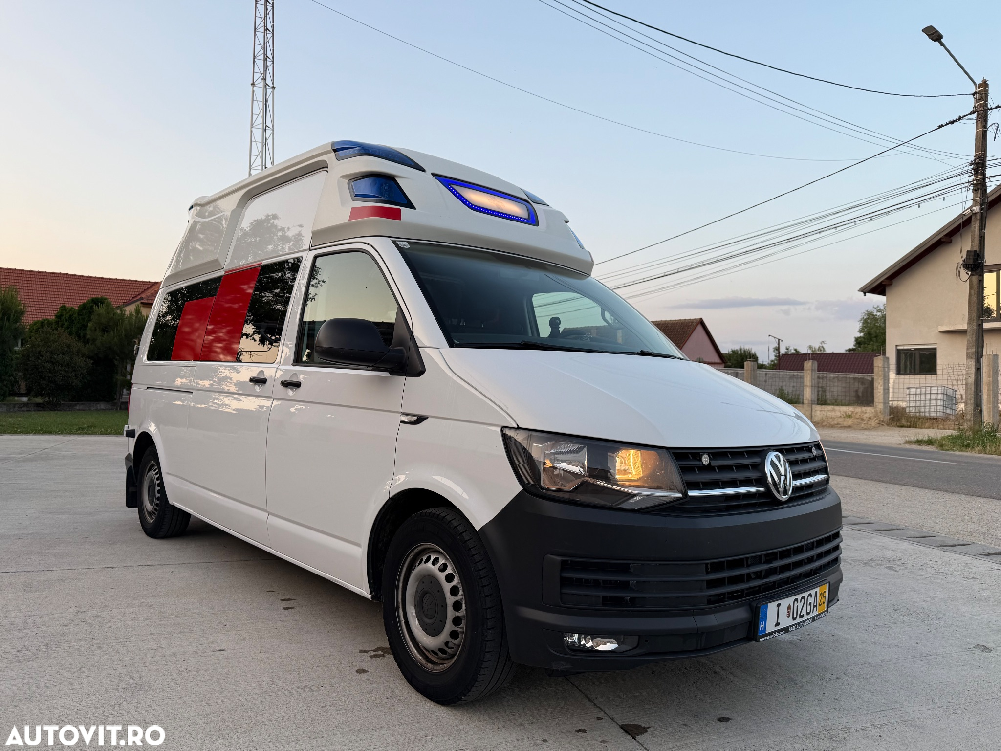 Volkswagen Transporter California T6.1 Coast Edition - 12