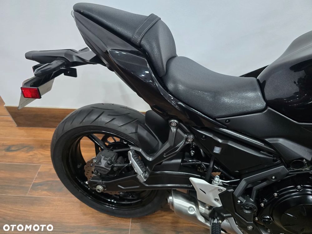 Kawasaki Z 650 - 17