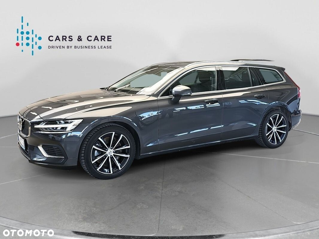 Volvo V60 T6 AWD Plug-In Hybrid Ultra Dark - 32