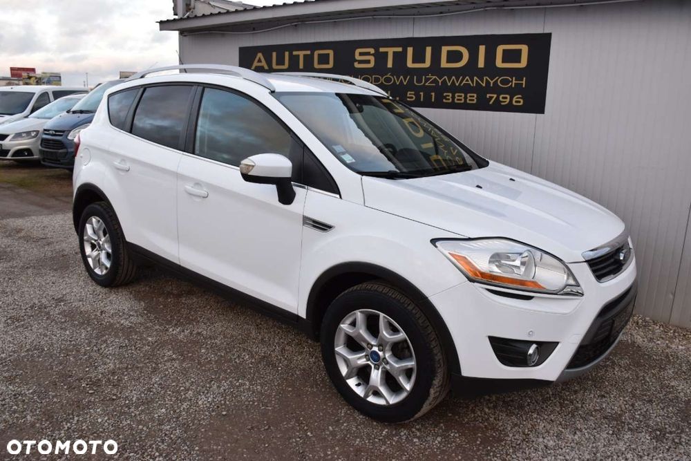 Ford Kuga 2.0 TDCi 2x4 Titanium - 37