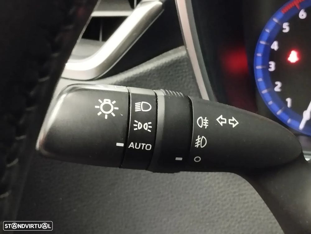 Toyota Corolla SD 1.8 Hybrid Comfort - 21