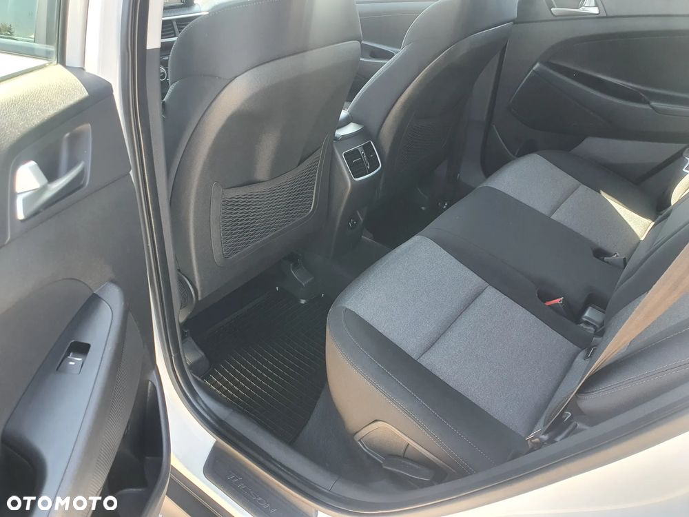 Hyundai Tucson 1.6 GDi 2WD Premium - 10