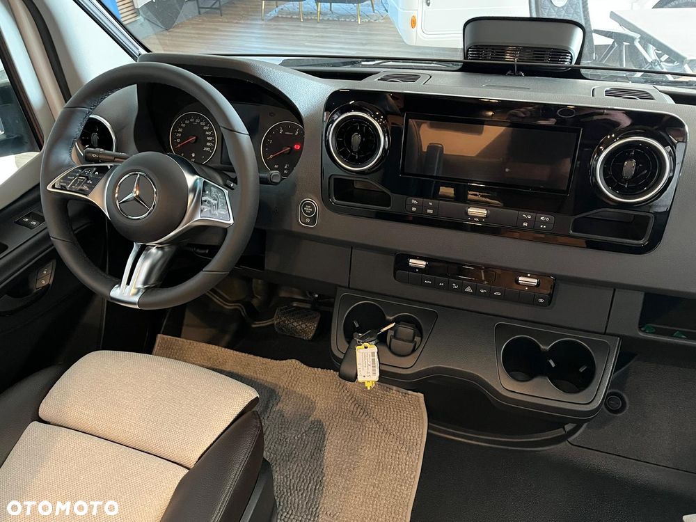 Weinsberg CaraCompact Suite 640 MEG EDITION [PEPPER] - Mercedes-Benz Sprinter - 10