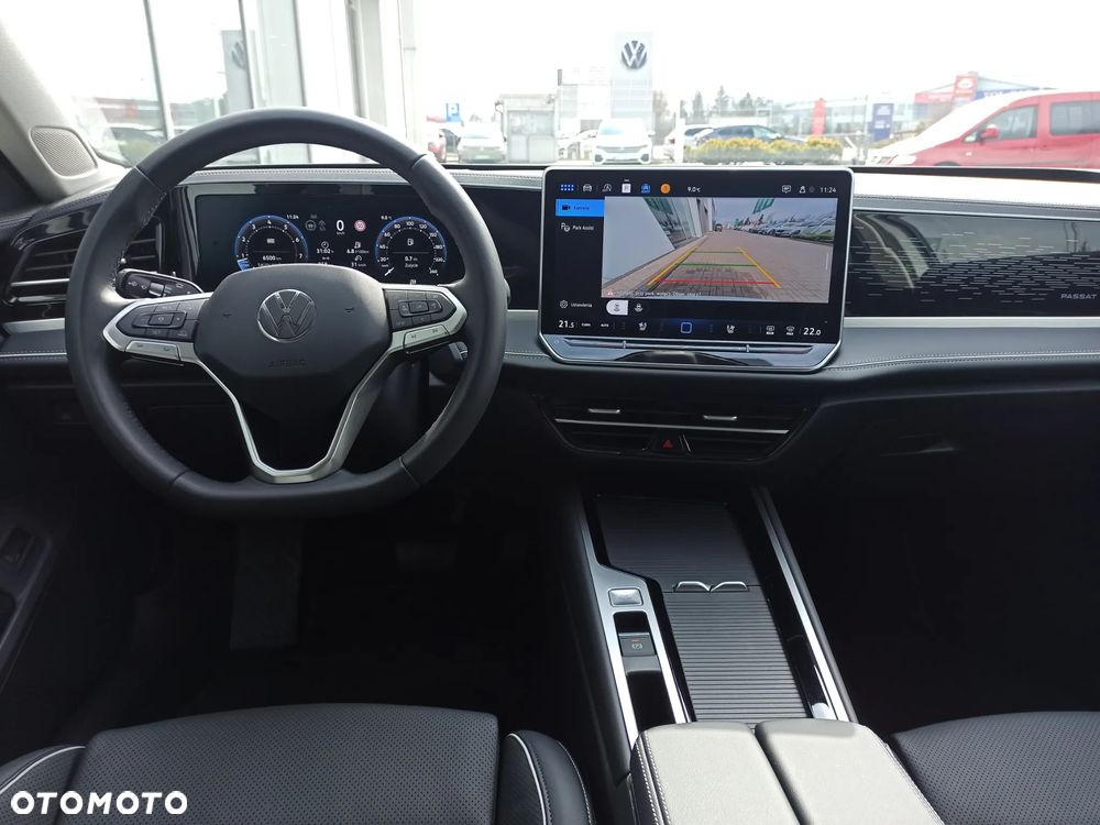 Volkswagen Passat Variant 1.5 TSI EVO Elegance DSG - 13