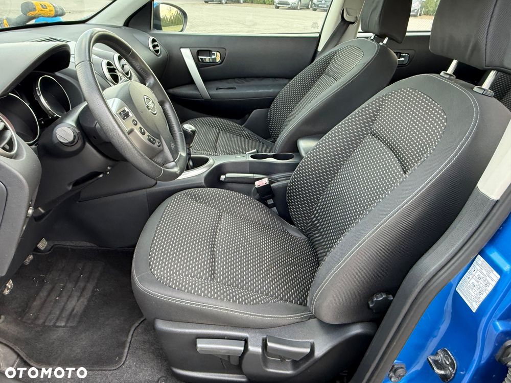 Nissan Qashqai - 23