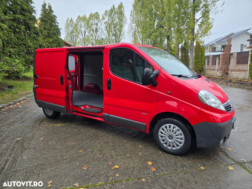 Opel Vivaro - 12
