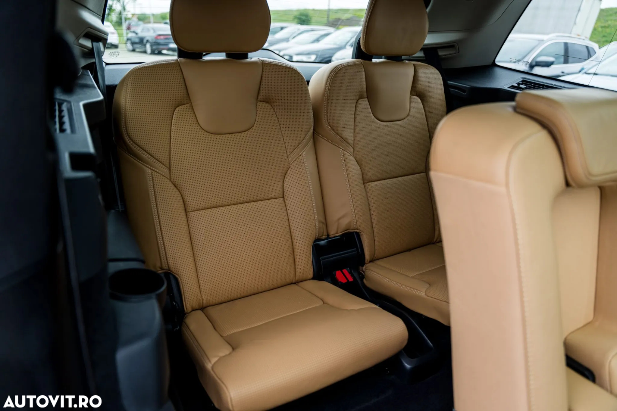 Volvo XC 90 T8 AWD Twin Engine Geartronic Inscription - 8