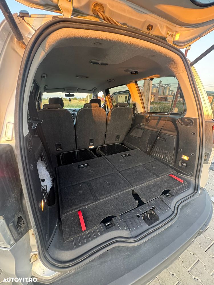 Ford Galaxy - 14