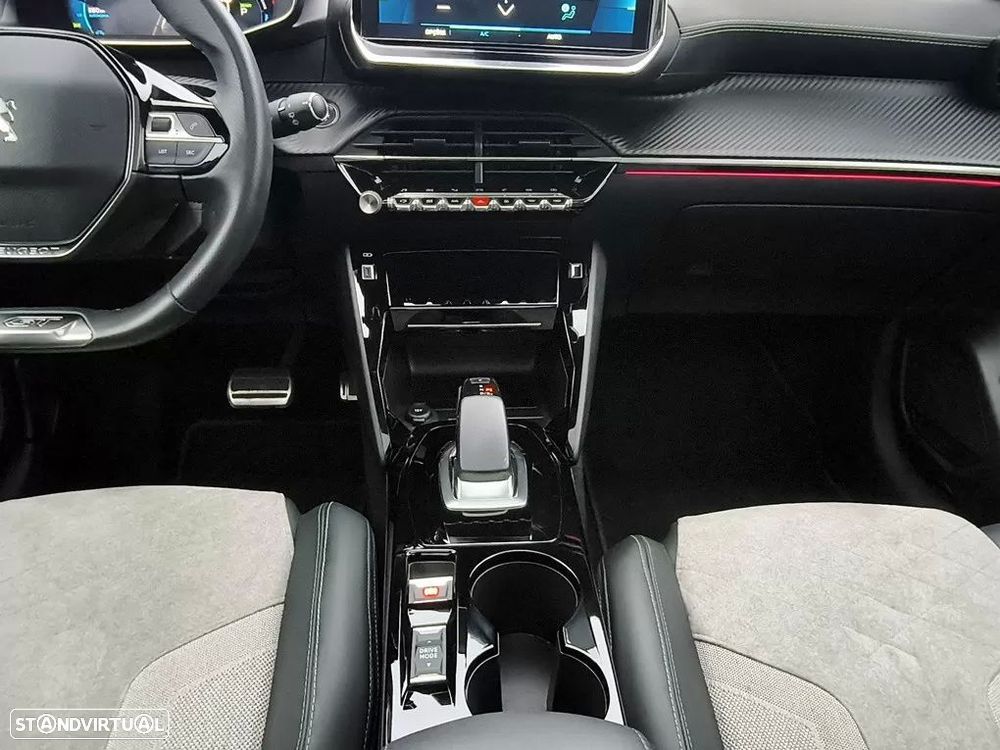 Peugeot e-208 50 kWh GT Pack - 19