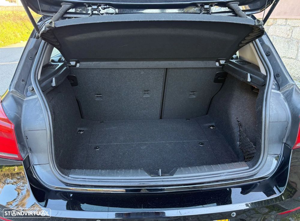 BMW 116 d Line Urban Auto - 26