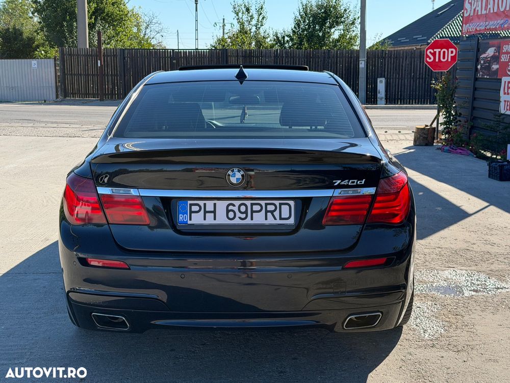 BMW Seria 7 740d Aut. - 7