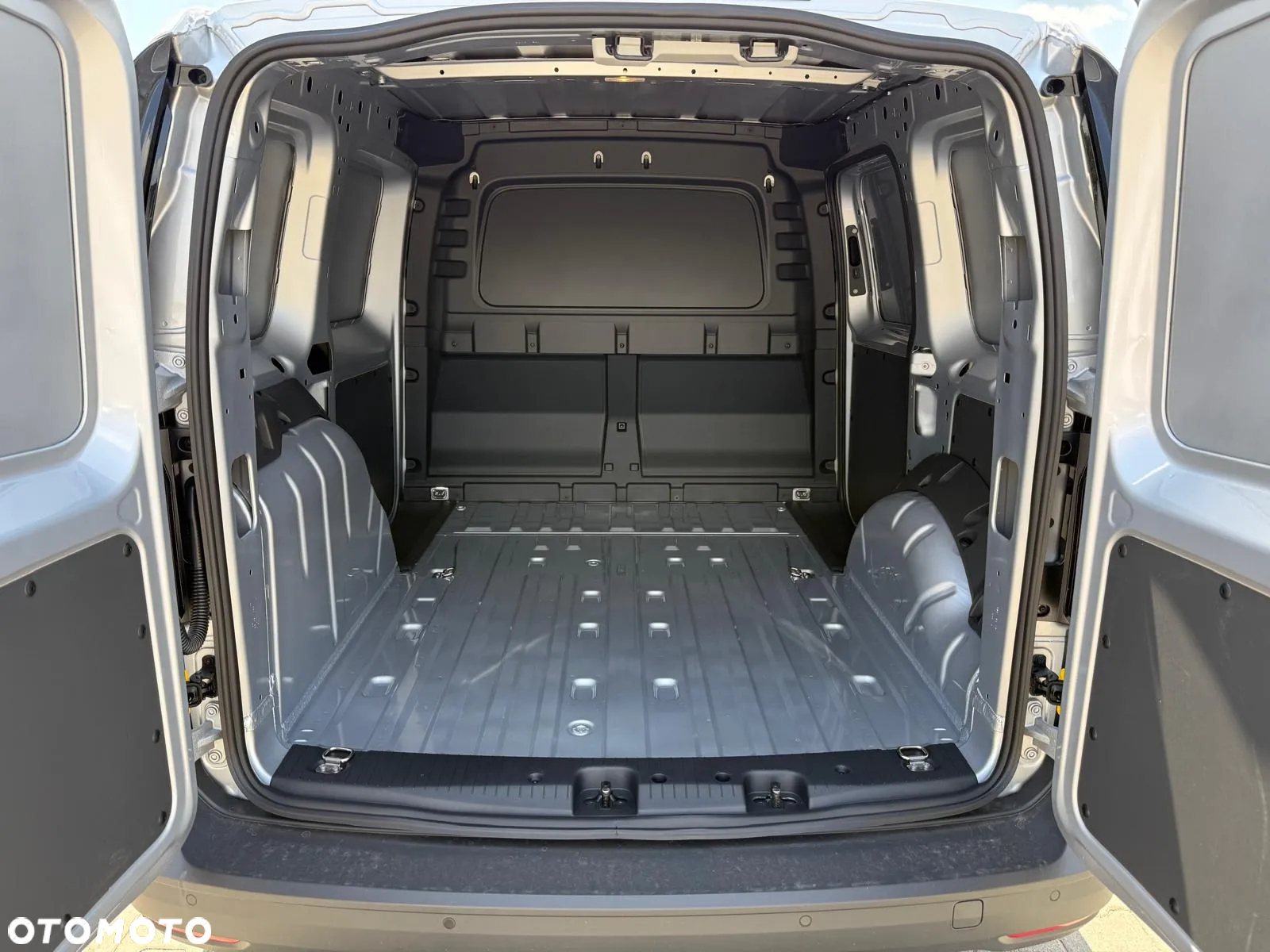 Volkswagen Caddy - 32