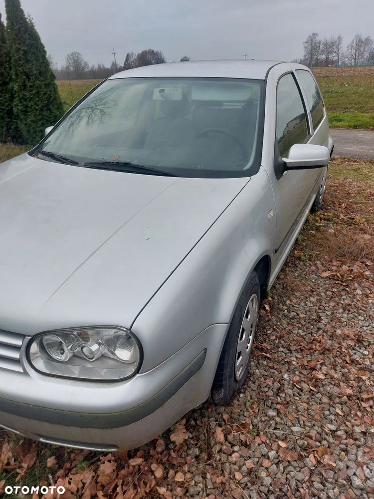Volkswagen Golf 1.4 Comfortline - 2