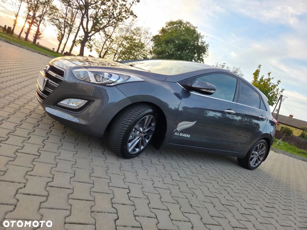 Hyundai i30 1.6 GDI BlueDrive Go - 12