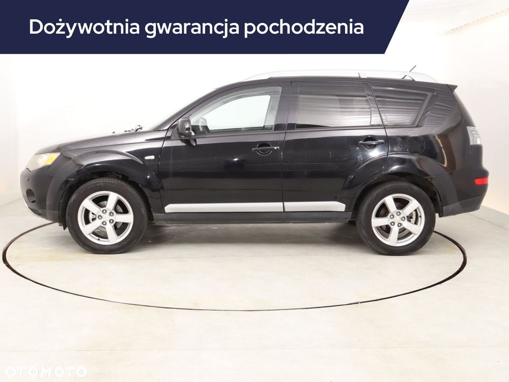 Mitsubishi Outlander - 4