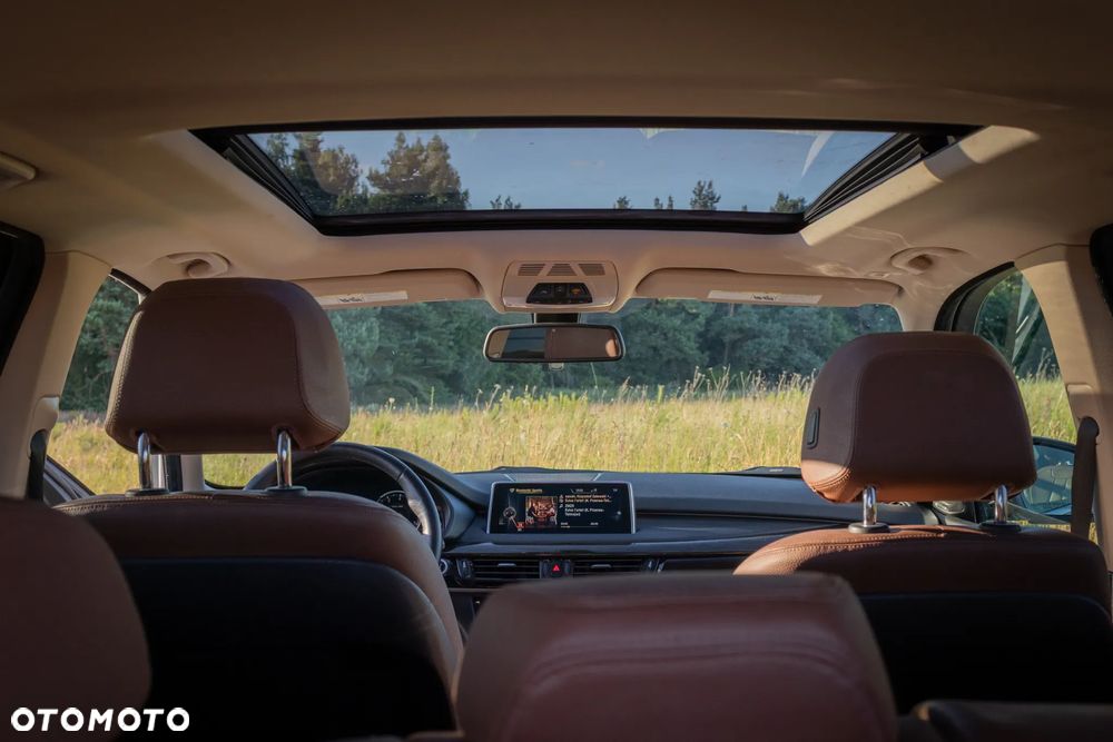 BMW X5 xDrive35i - 28