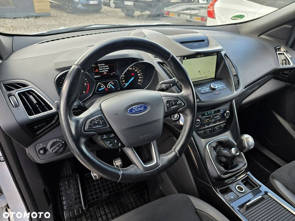 Ford Kuga 2.0 TDCi 4x4 ST-Line - 26