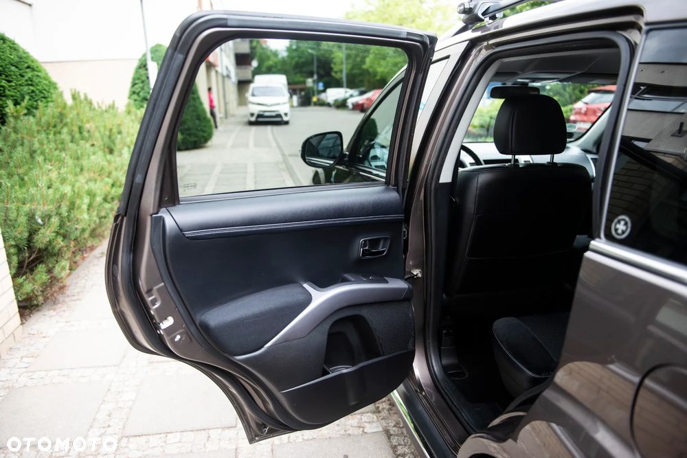 Mitsubishi Outlander 2.0 2WD Edition - 20