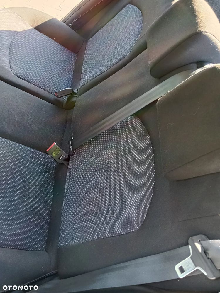Peugeot 206 - 21