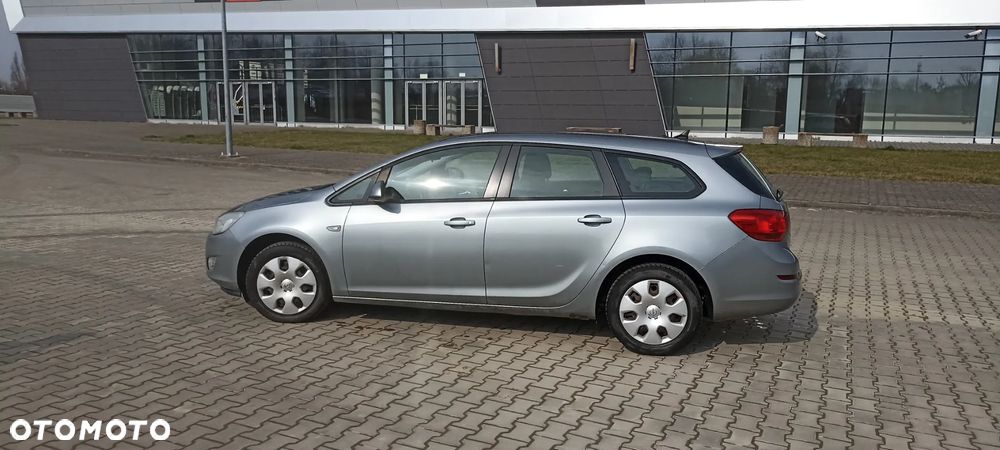 Opel Astra IV 1.7 CDTI Essentia - 22