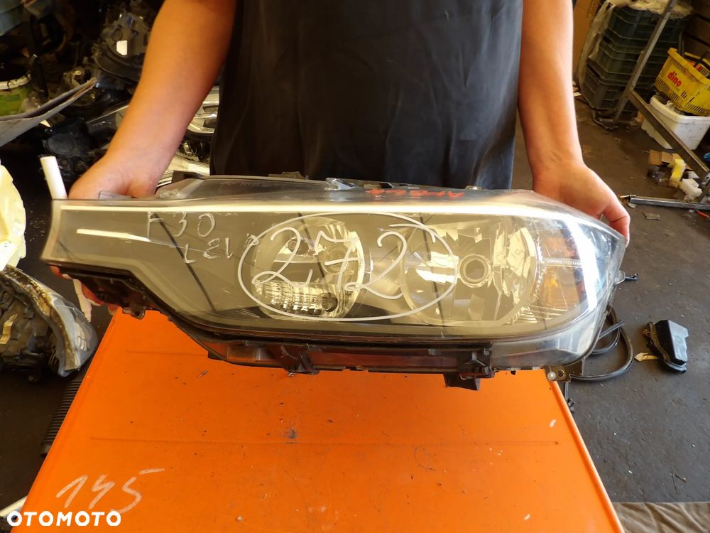 BMW - F30 - H7 - LEWA LAMPA PRZEDNIA - UK - 7259539 - 1