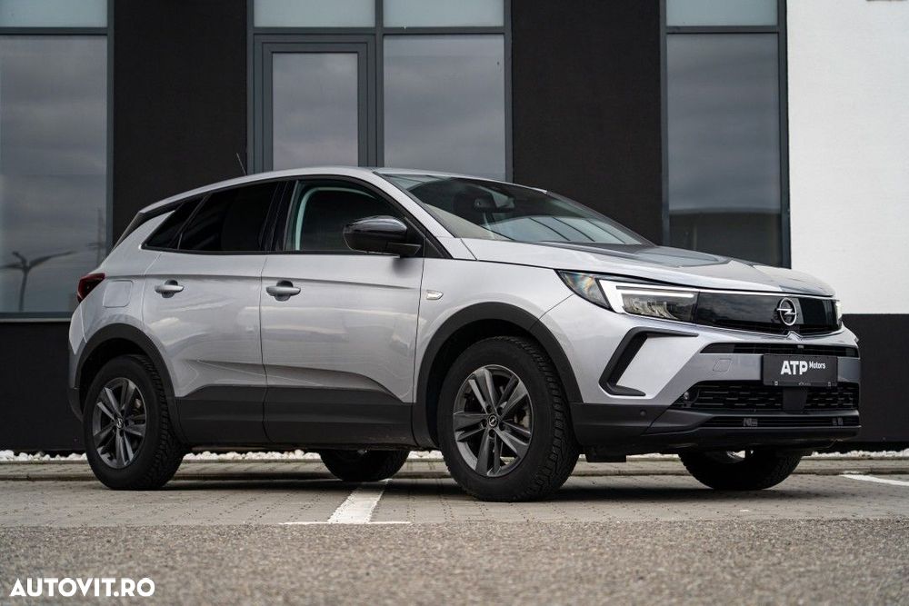 Opel Grandland 1.2 Turbo START/STOP AT8 Business Edition - 3