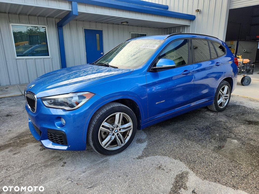BMW X1 - 1
